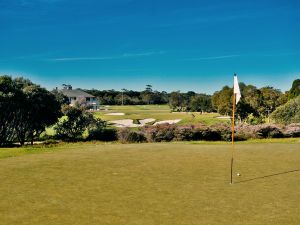 Royal Melbourne (Composite) 7th Green View